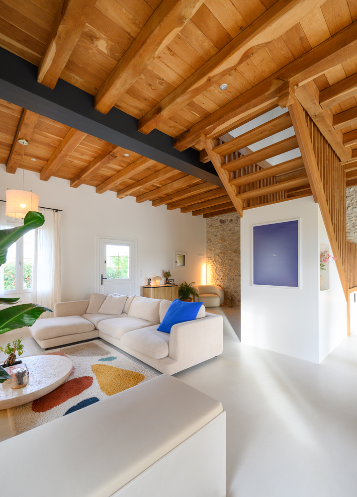 La maison de Juliette Katz en peinture Tollens - La pièce à vivre