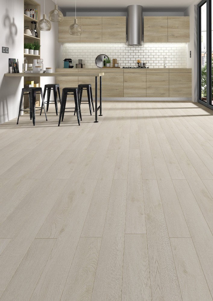 Sols stratifié Déco chêne AIDA, gris clair, effet parquet, résistant à l'eau, cuisine