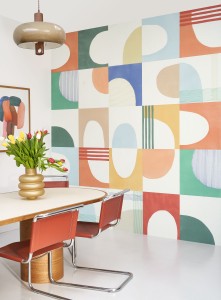 Papier peint panoramique art déco coloré collection Milano Sixties de Casadeco, inspiration tendance 2024 Tollens