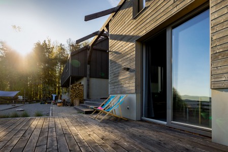 Maison bardage bois extérieur, photo Unsplash, site Tollens