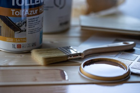 Lasure appliquée sur bois intérieur, Tollens