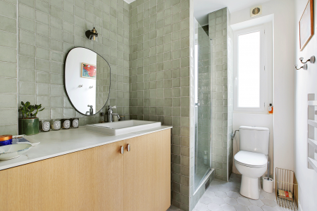 Salle de bain avec peinture blanche Tollens, travaux réalisés en peinture Tollens