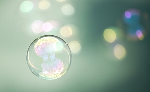 Tendance couleurs Tollens Immersion - inspiration couleurs bulle, photo : Diephosi, istock