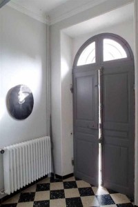 peinture radiateur Tollens et porte entrée grise