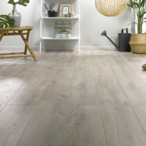 Sols stratifié Déco de la gamme Osmoze, chêne lin, pour pièces à vivre - Tollens