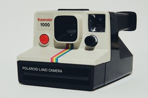 Appareil photo Polaroid, tendance 70s, inspiration Tollens