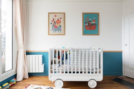 Chambre de bébé réalisée par un artisan de confiance de Monsieur Peinture en peinture Tollens - Teinte Chardin du nuancier Cromology