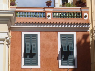 Façade immeuble France, Monaco, mur terracotta