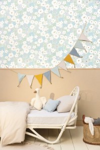 Papier peint fleuri chambre enfant, Caselio et Tollens