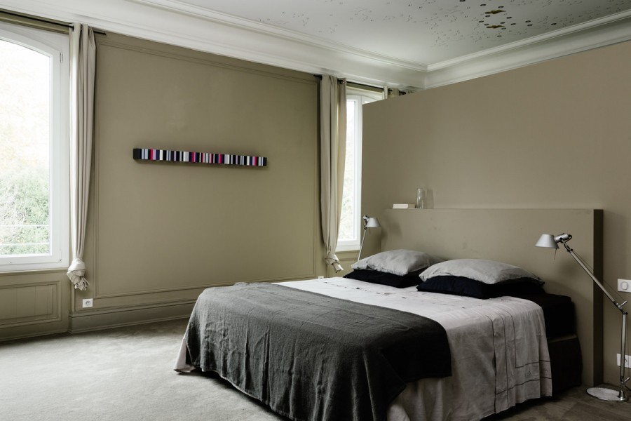 Chambre mur vert anglais, vert kaki, peinture gris vert, couleur Darjeeling Tollens