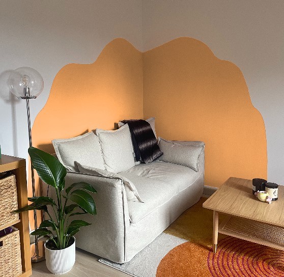 Forme géométrique peinture salon orange, couleur Nectarine Tollens, simulation couleur peinture